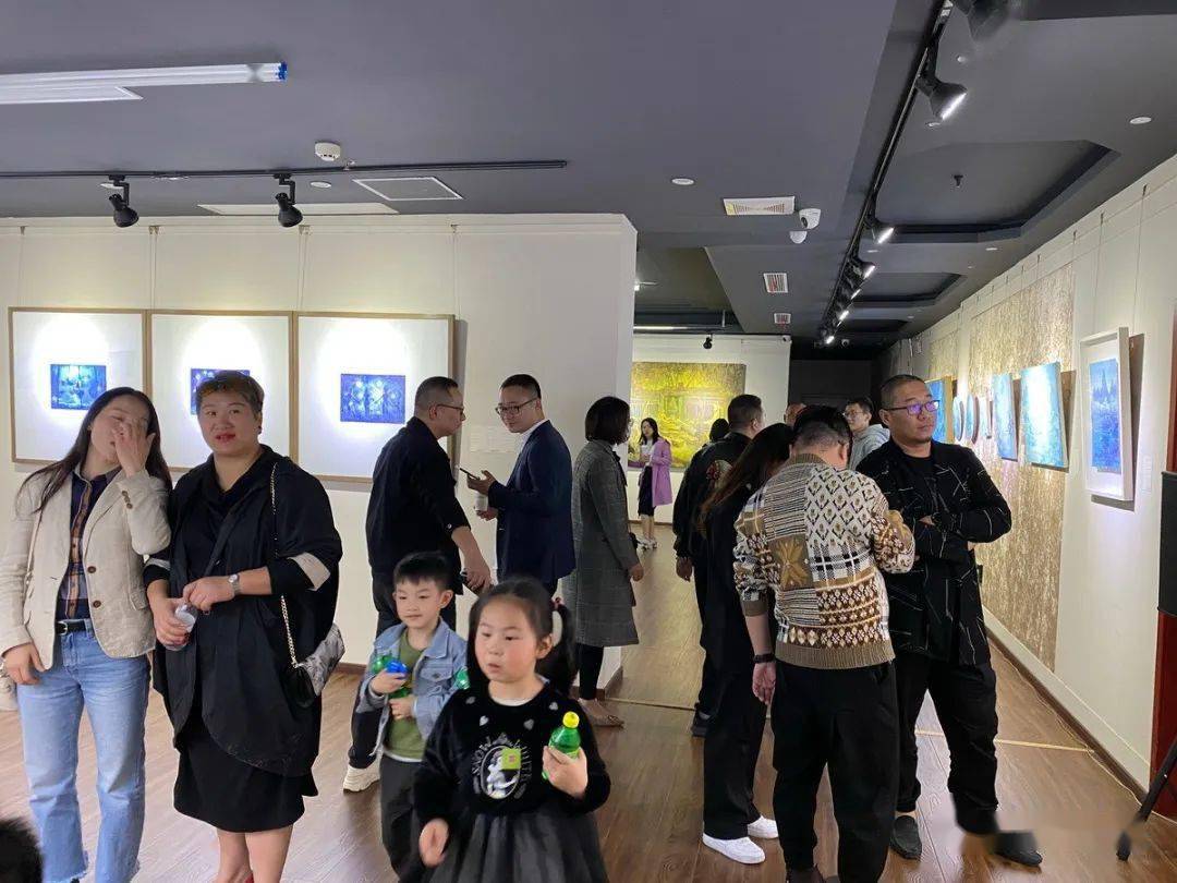 展览来更斯艺术馆探秘朱东升的汲谧灵之境