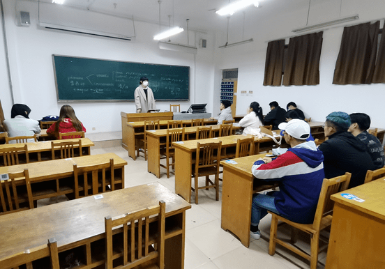其中"叮,您的情书已到达"文章还被山东理工大学团委的微信公众号转载