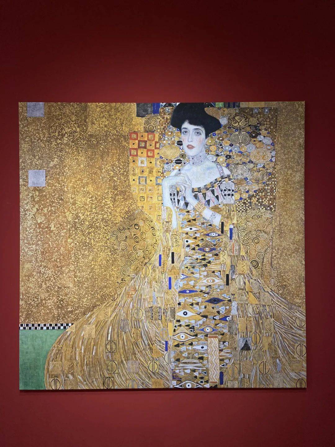 这个画展金光闪闪-搜狐大视野-搜狐新闻