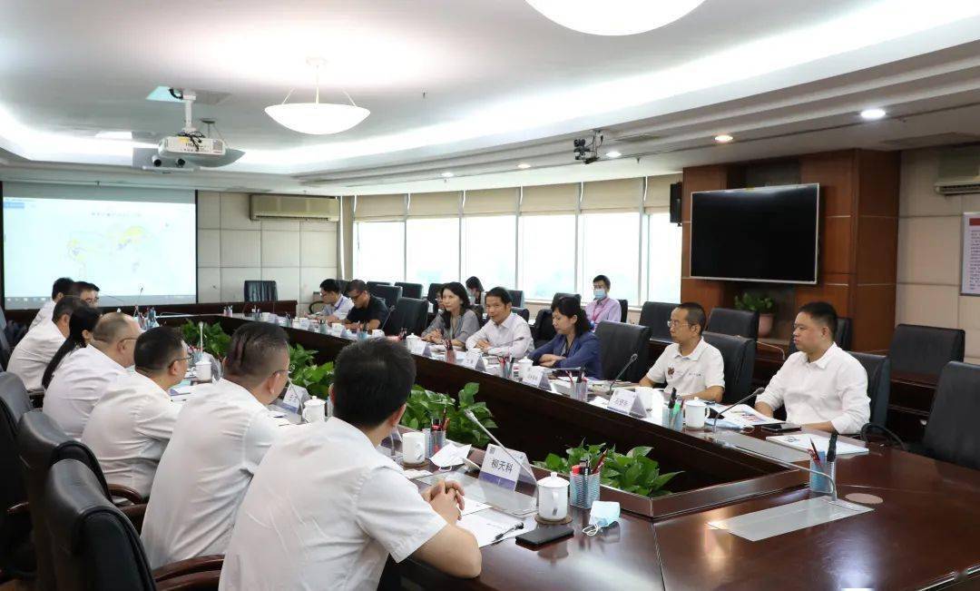 一周速览贺婷率队拜访番禺区常务副区长吴惠垣