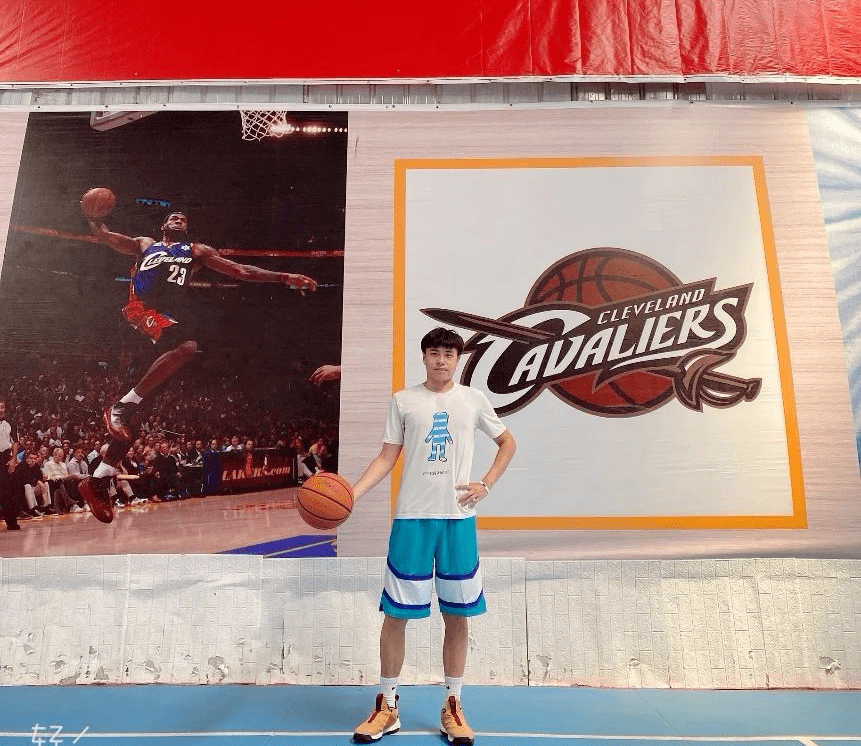 体育科学学院第三届团委学生会系列报道就业服务部风采