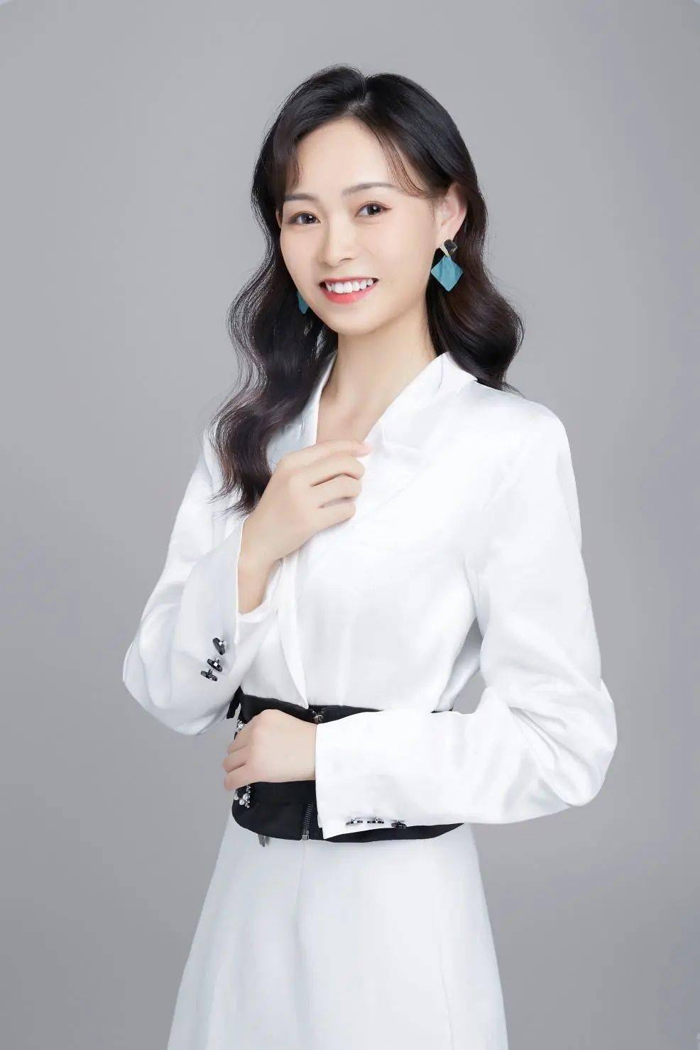 【一起赏读】跳跳:春_李玉双