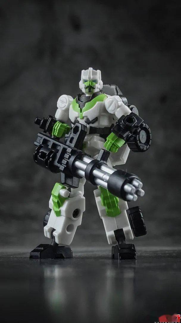 【转载】变形金刚非官方 铁工厂新品 通天晓 城市指挥官-最终决战装甲