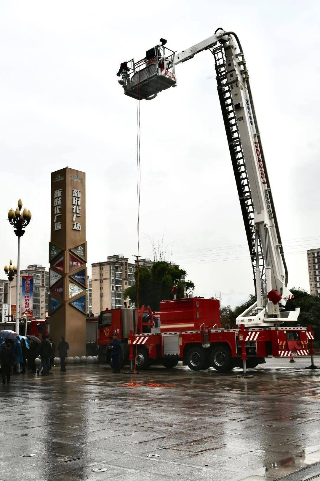 会理新时代广场119消防宣传月启动仪式关注消防生命至上