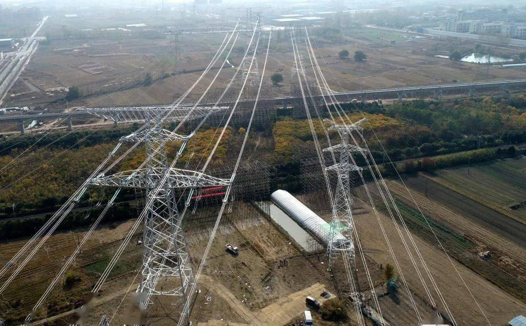 中铁一局水蚌铁路改线电气化改造控制性工程500千伏超高压线路迁改