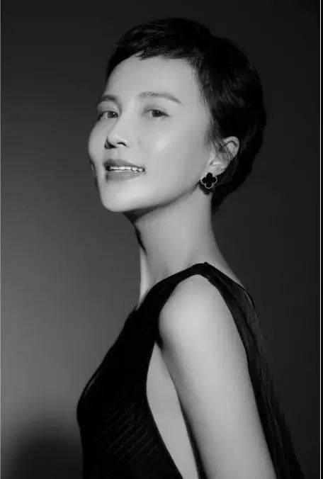 钢琴公主珊珊来了