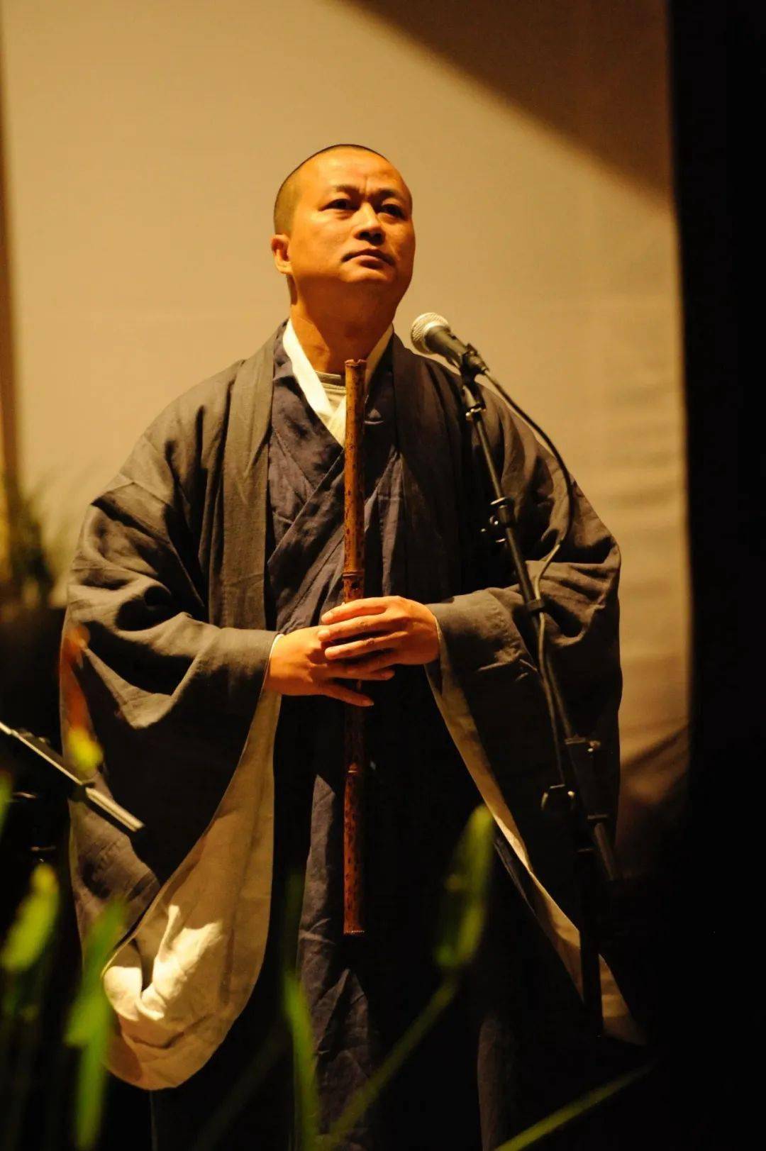 这一次,中国实力派演艺圈的半壁江山,著名演员张国立和张铁林两位