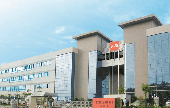 安居宝显示科技有限公司全自动化贴片机生产车间全自动化(cog/fog)