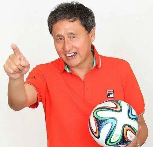 著名足球评论员张路做客中信直播间畅谈足球与财富异曲同工的配置之道