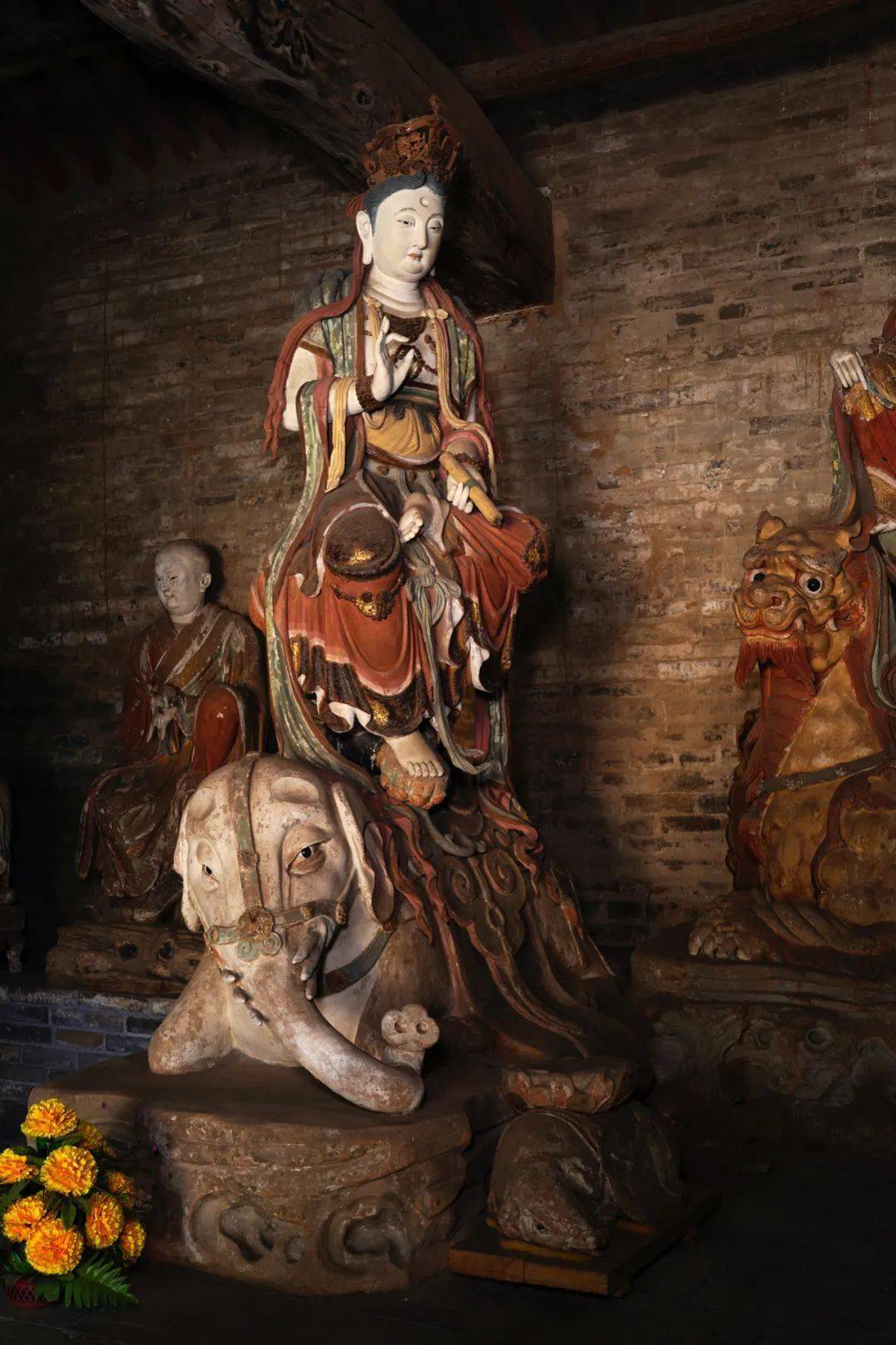 佛影禅境:崇庆寺彩塑