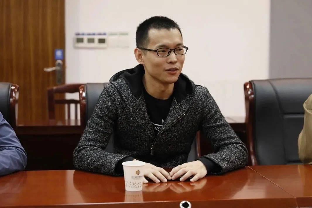 在欢迎仪式上,我院副院长许历林向客人的到来表示热烈欢迎,并表示将