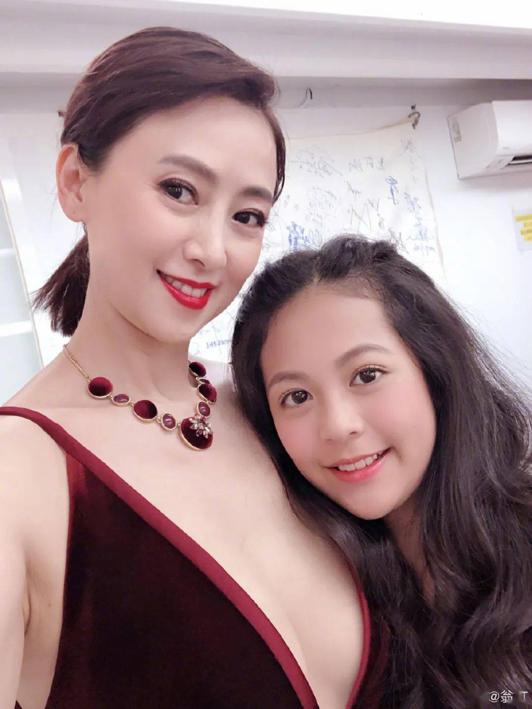 亚姐冠军翁虹13岁女儿曝光遗传妈妈神基因被赞像阿娇