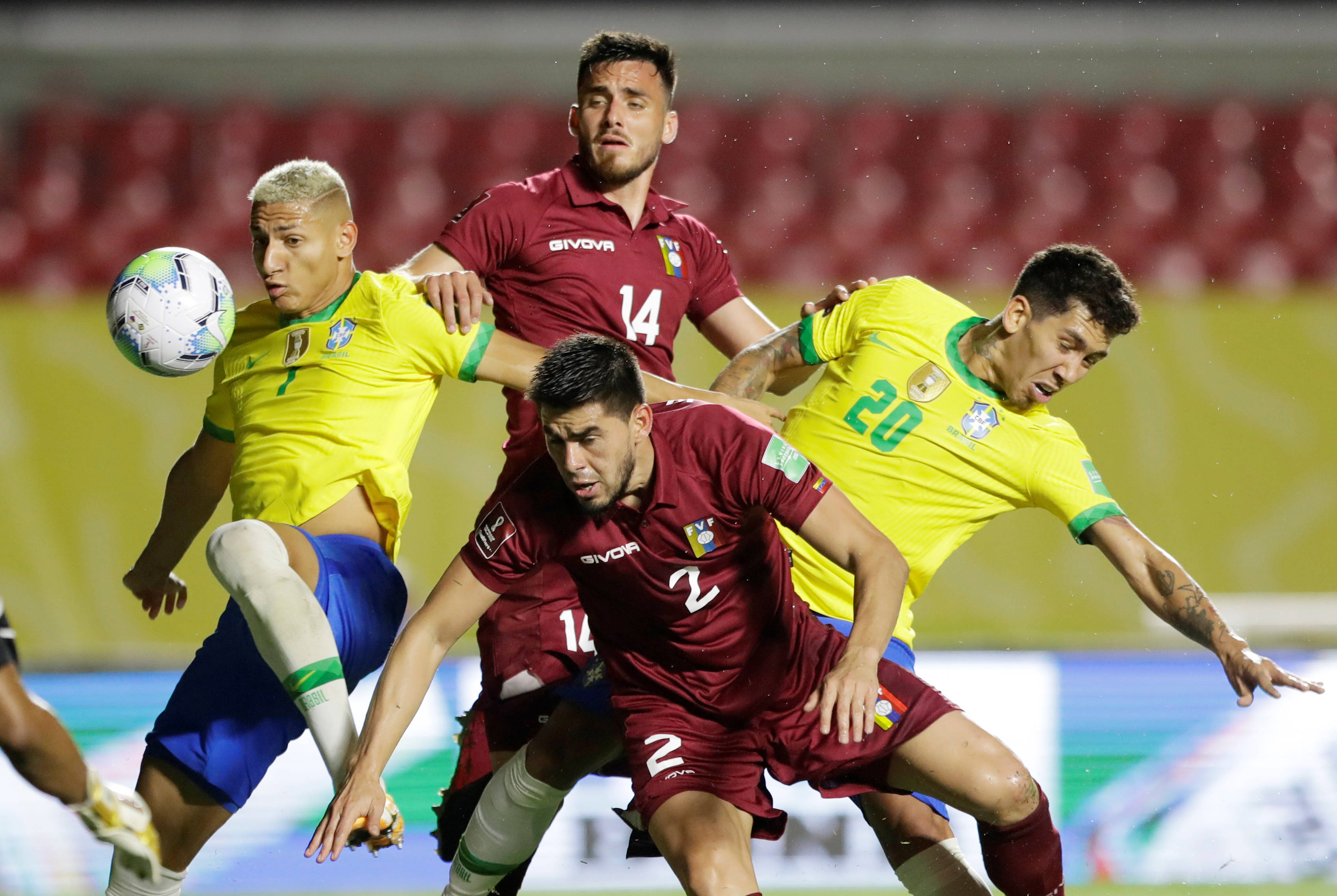 足球——世界杯南美区预选赛:巴西胜委内瑞拉