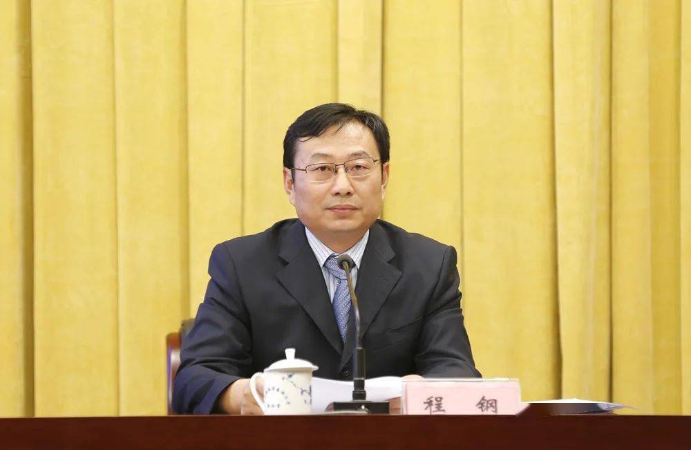 【关注】全省扫黑除恶专项斗争新闻通气会_办案