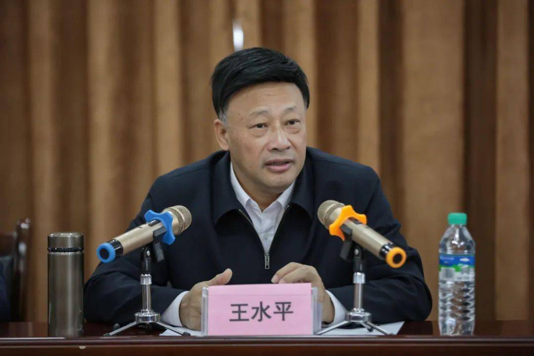 王水平深入基层宣讲党的十九届五中全会精神