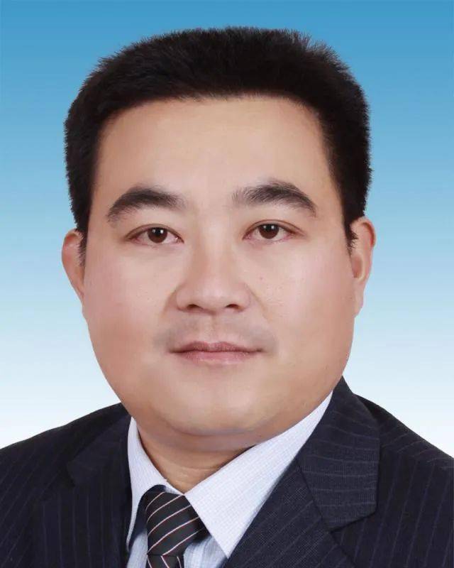    副市长赵兴广个人简历负责市政府常务工作,协助殷锡瑞同志分管财政