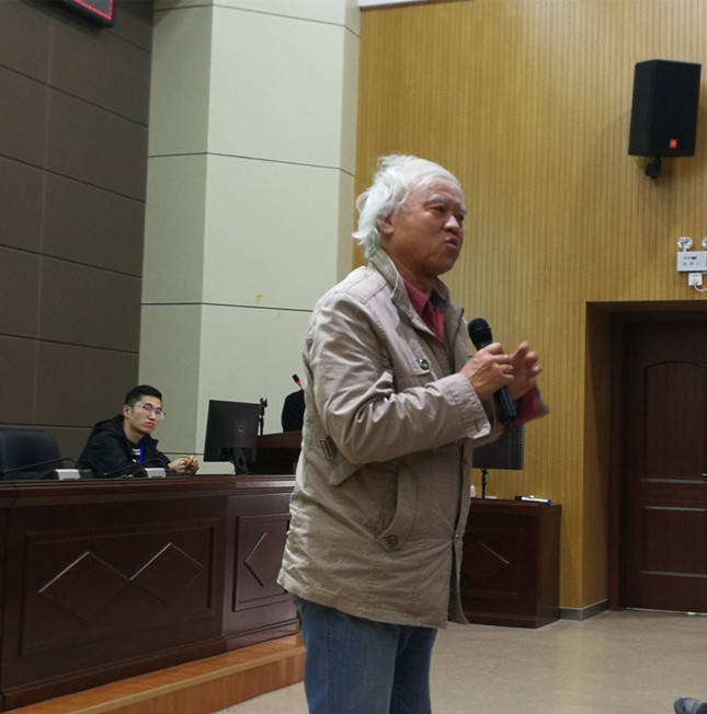 本届论坛还特邀校友,陕西省考古研究院助理研究员陈爱东作了"十大考古