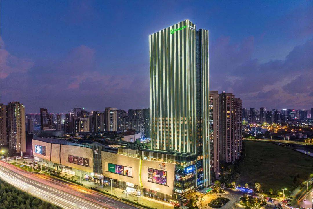 杭州龙湖滨江天街假日酒店一周年庆典