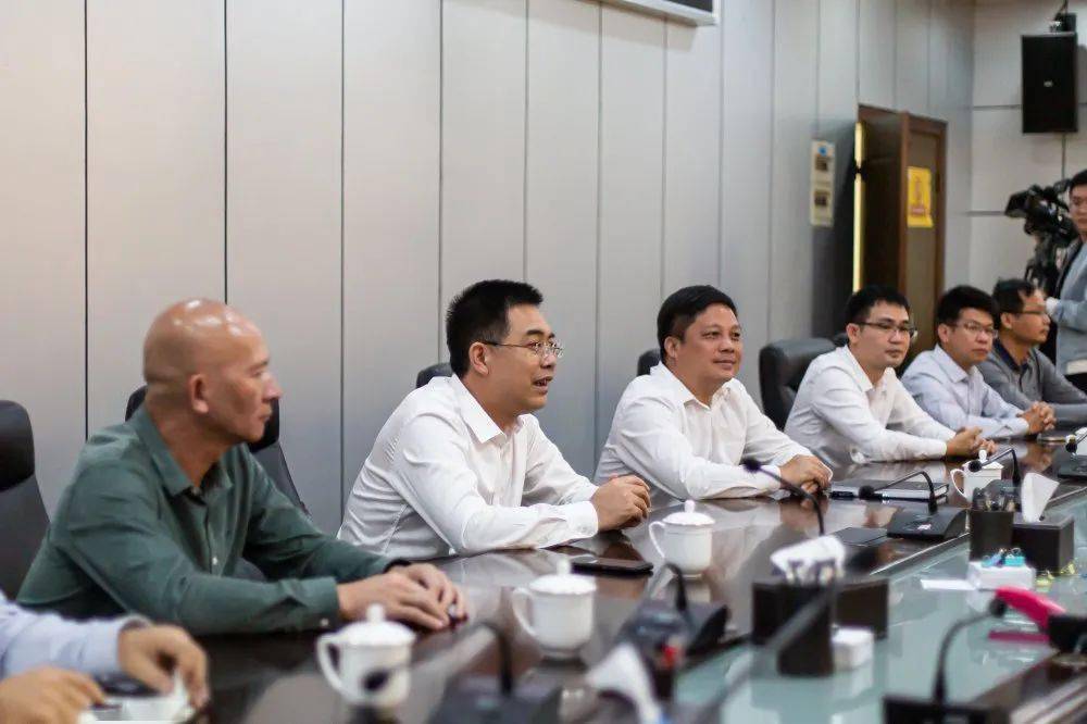 丰林集团年产50万m超强刨花板项目签约仪式在钦州市钦南区顺利举行