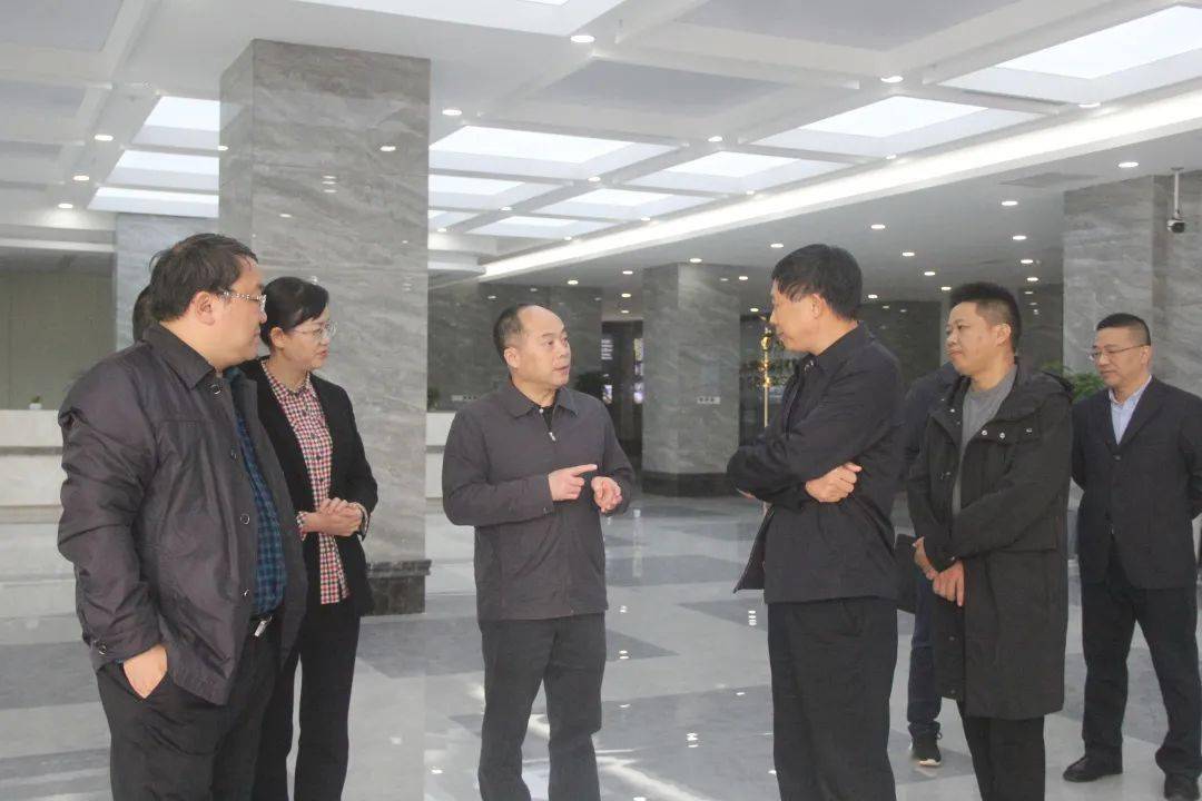 重庆市市场监督管理局局长唐英瑜一行来园参观调研