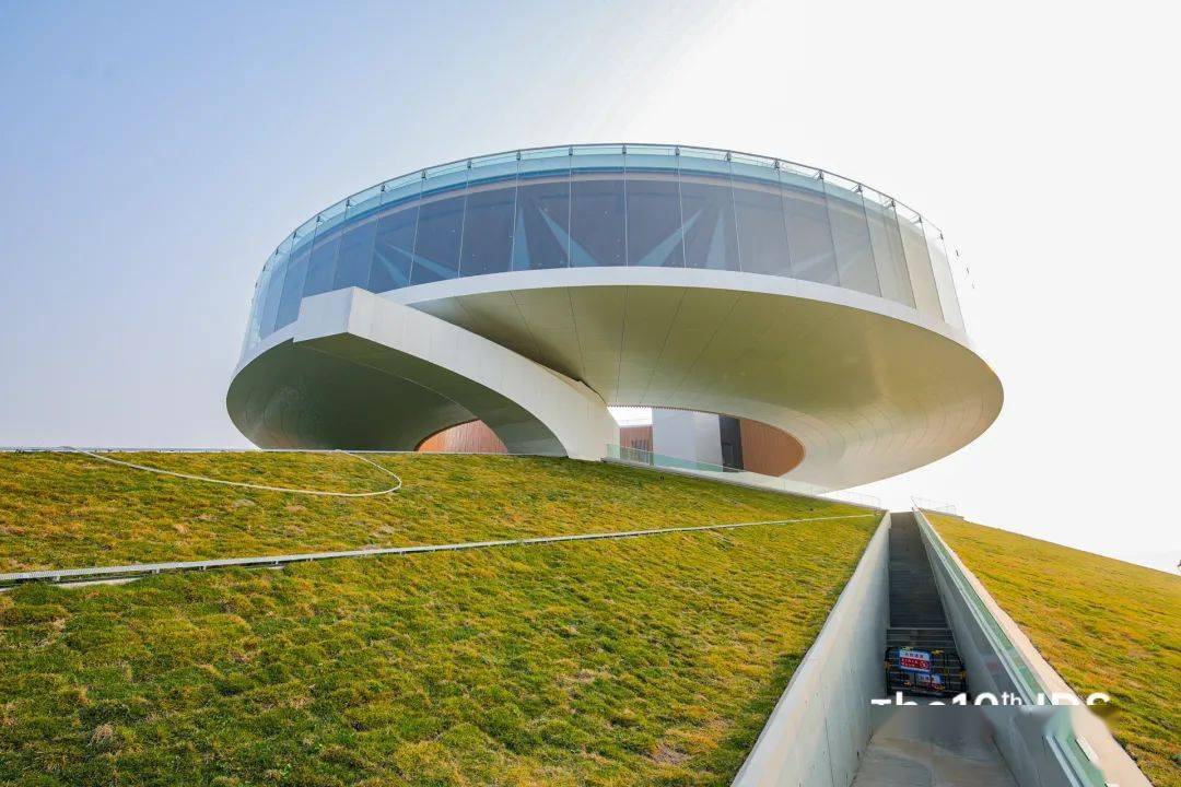 从胡同深处到玻璃栈道,竟都是网红打卡建筑!