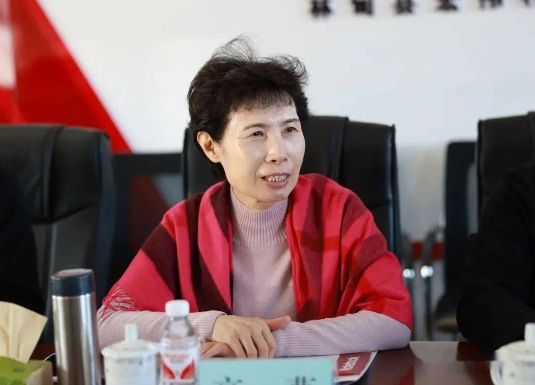 高燕带贸促会一行来庆,助力林甸打好脱贫"收官战",邢爱国王英春徐向国