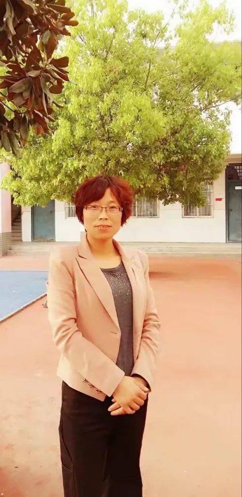 吴红冉,中学高级教师,省名师,省骨干教师,省优质课一等奖,主持省,市级