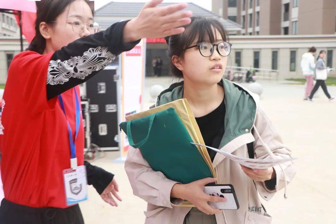 有一份热发一份光专访我校中国大学生自强之星获得者陈楠