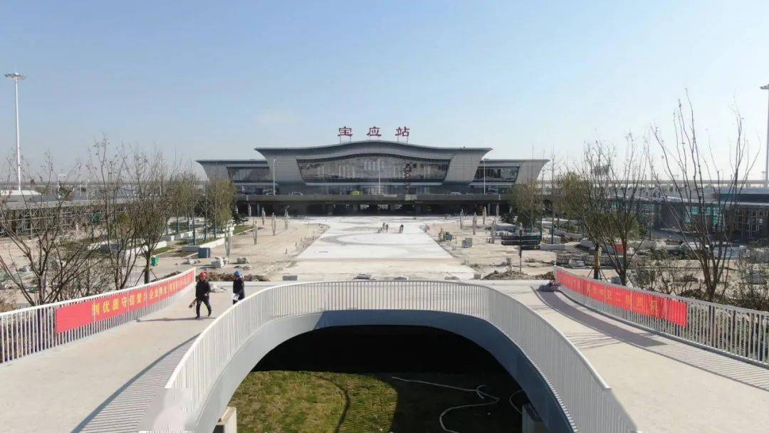 聚焦丨宝应高铁综合客运枢纽工程扫尾冲刺