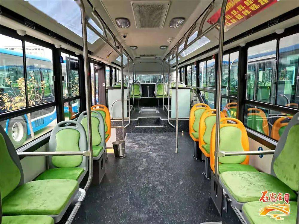 加热扶手杆恒温空调远程控制石家庄238部新能源公交车亮相