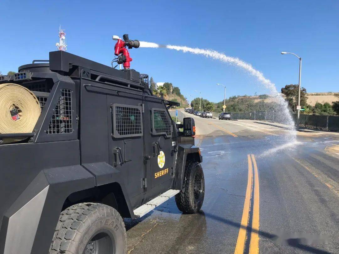 swat接受索降训练▲加州橘县治安官办公室炸弹小组 ocsd bomb squad