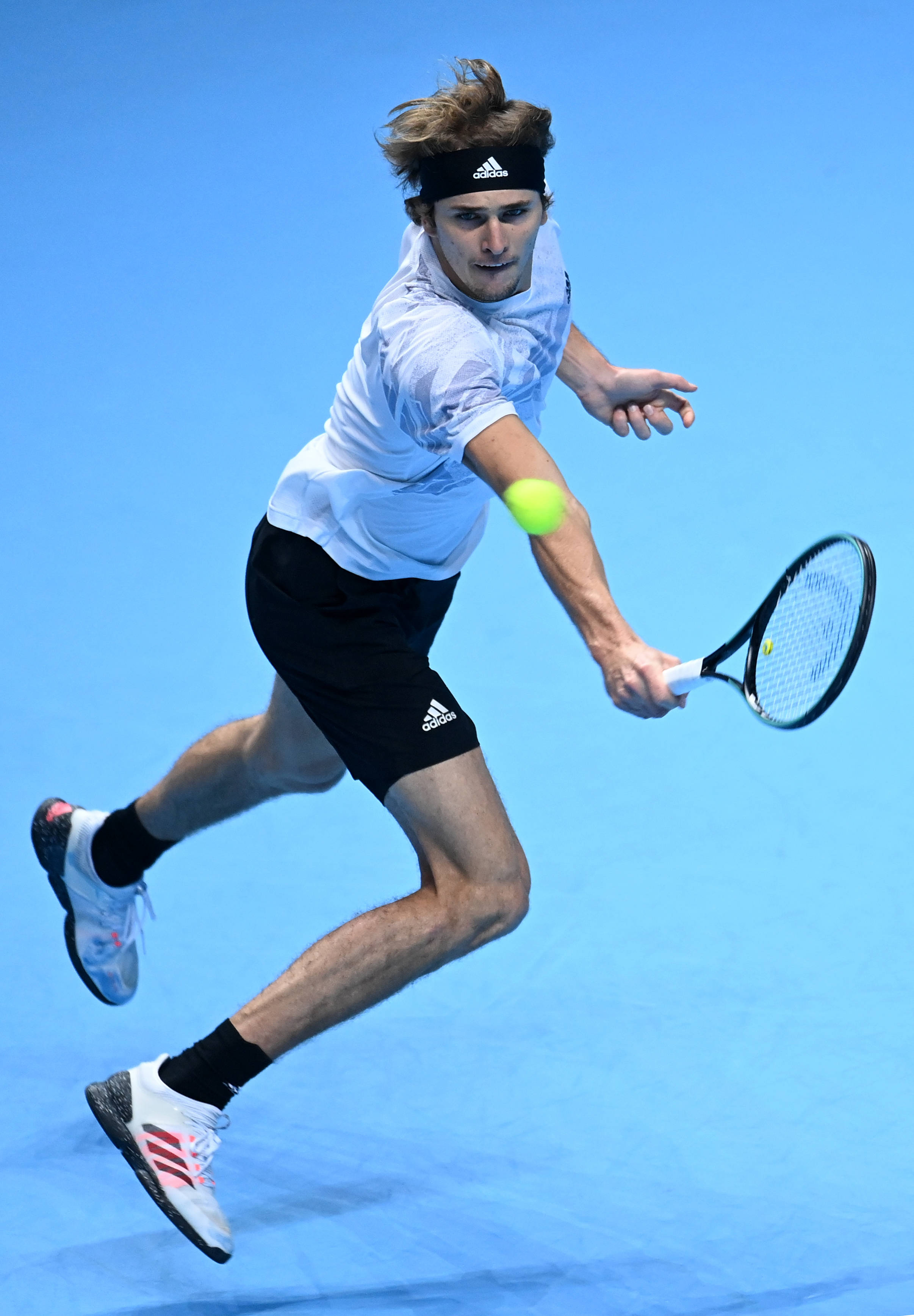 网球——atp年终总决赛:焦科维奇胜兹维列夫_比赛