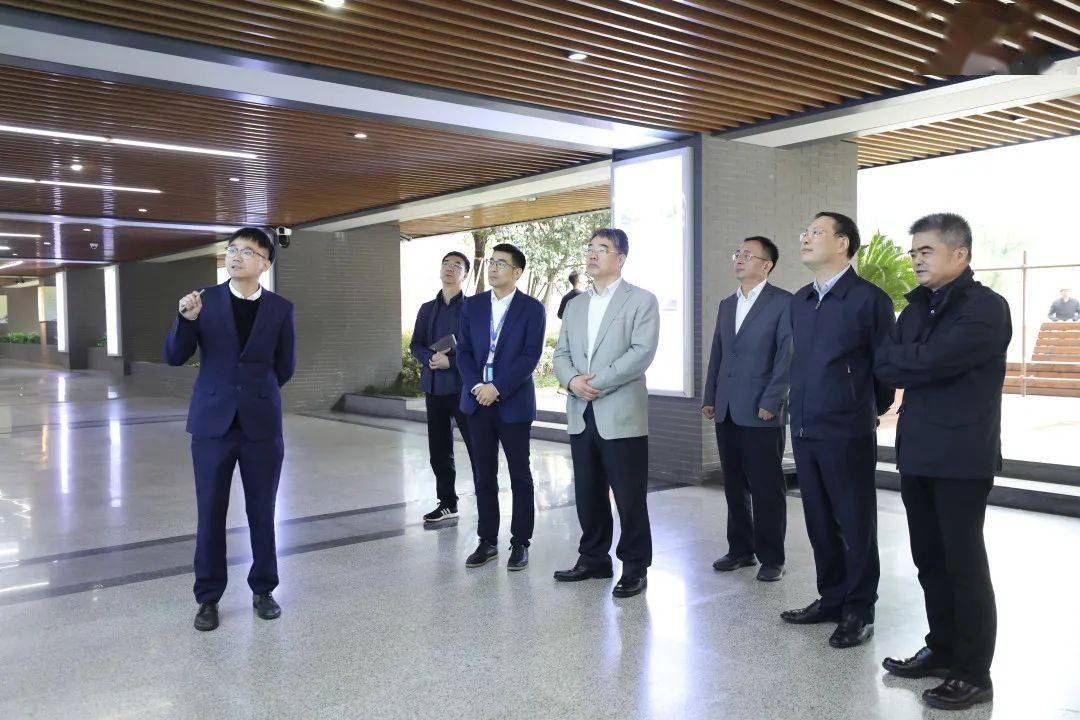 园区动态辽宁葫芦岛市委常委统战部部长甄国强考察信息港小镇