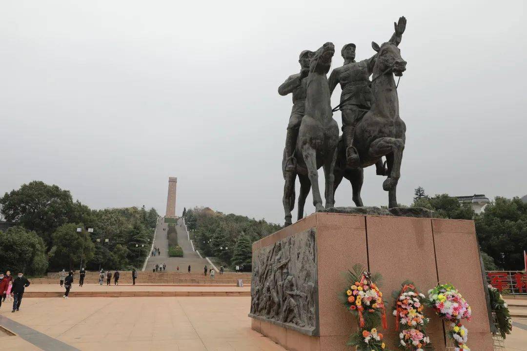 茅山新四军纪念碑图片