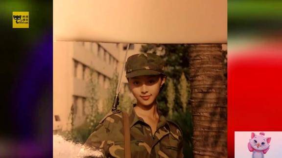 李晨晒范冰冰军装旧照送专属祝福范小瘦天天开心