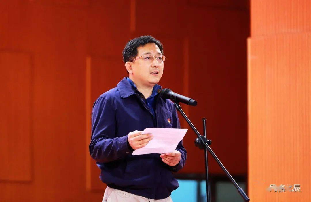 主任王芸,天津外国语大学党委书记殷奇,中共天津市委网信办副主任徐恒