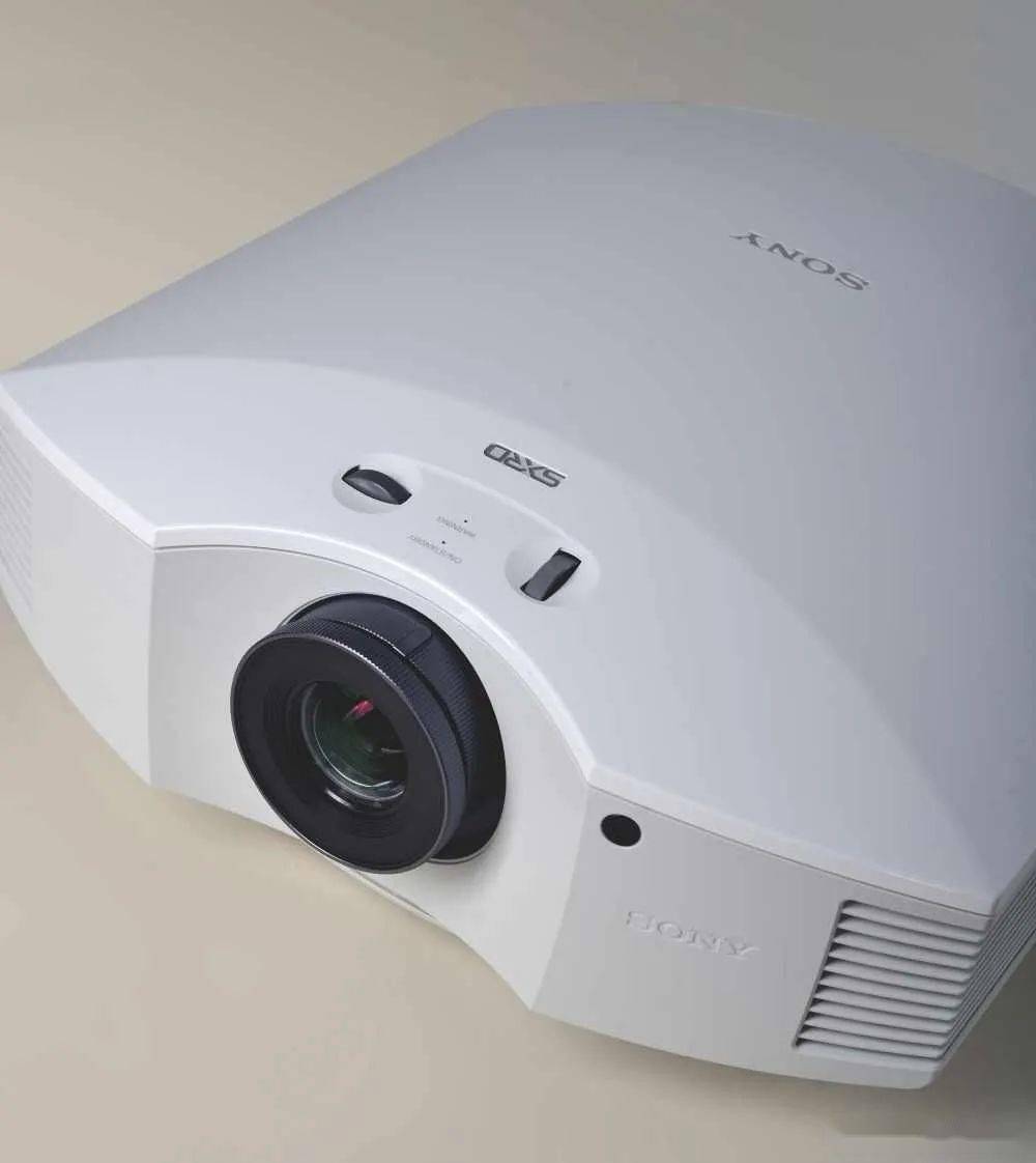 私人影院 | 登峰造极的1080p:sony vpl-hw79 投影机_索尼