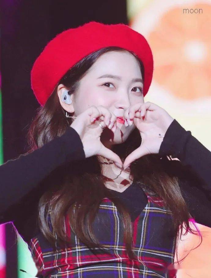 对于女团爱豆们超级适合的造型!