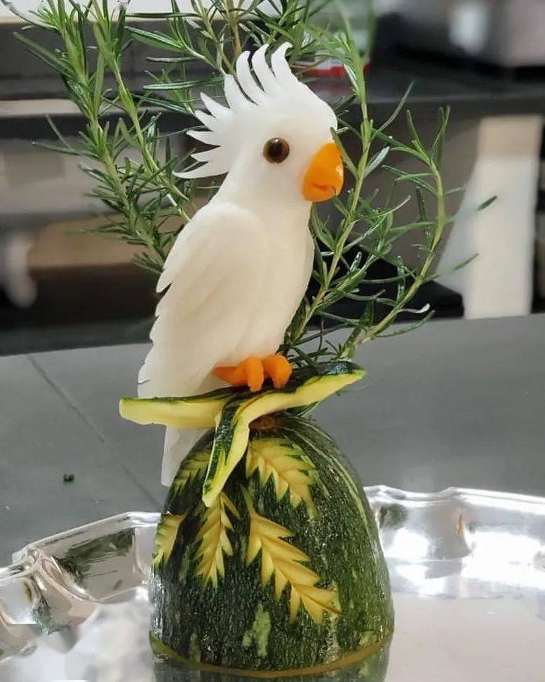 把黄瓜和萝卜切掉竟然变成了以后蔬菜水果就要这样吃