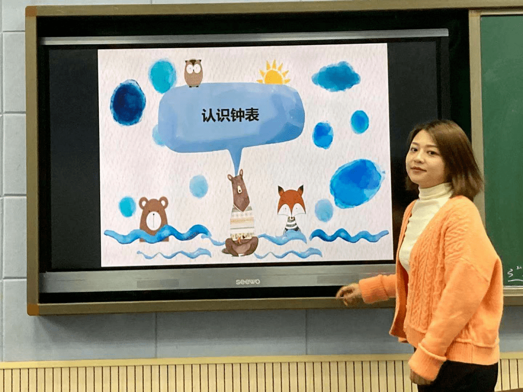 2020年11月20日,仰天湖集团张克亚名师工作室成员齐聚仰天湖小学,进行