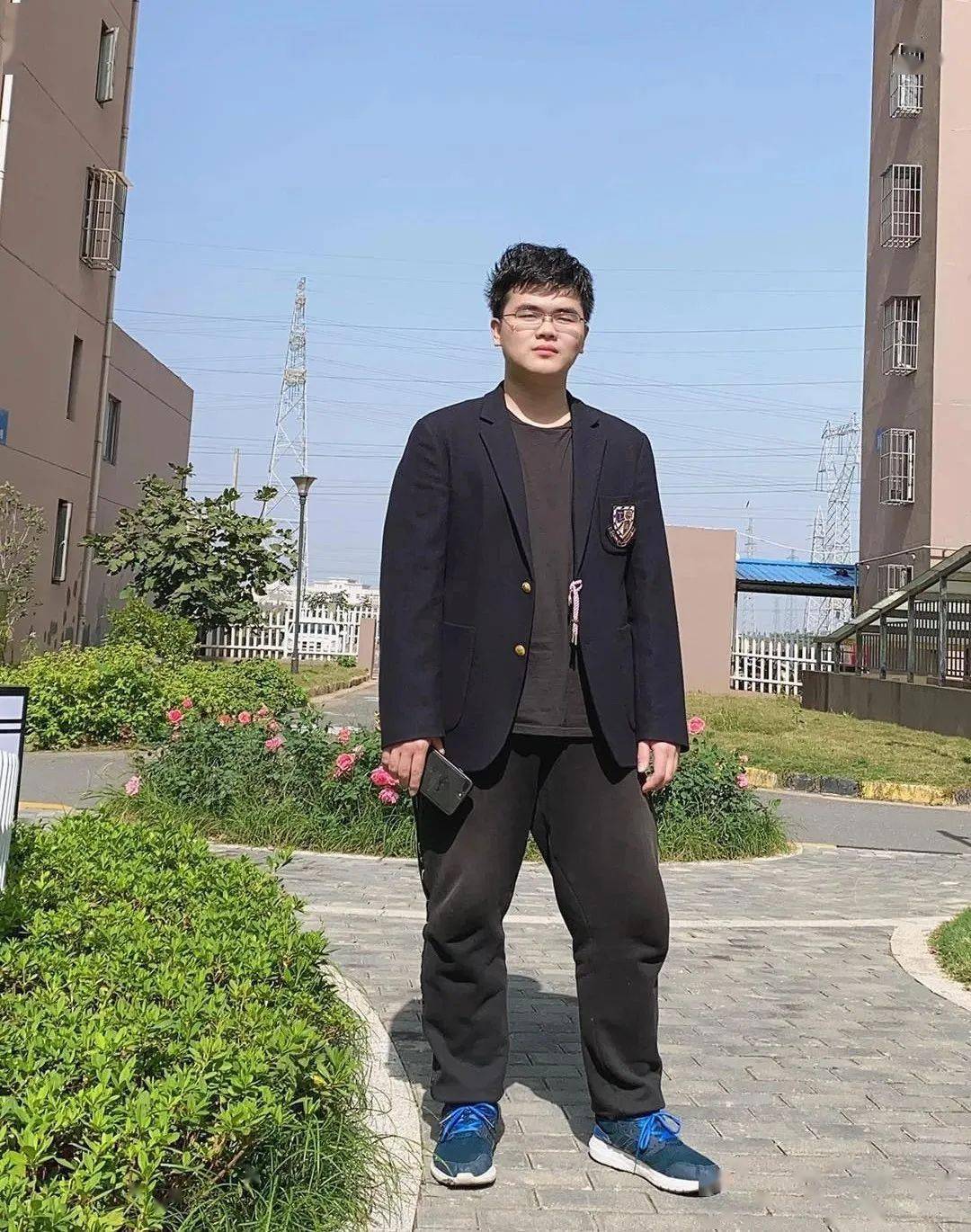 青年说|徐通:兴趣 勤奋,是通往优秀的大门_手机搜狐网