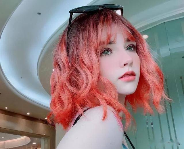 00后泰国新晋混血网红美到不像真人网友我又恋爱了