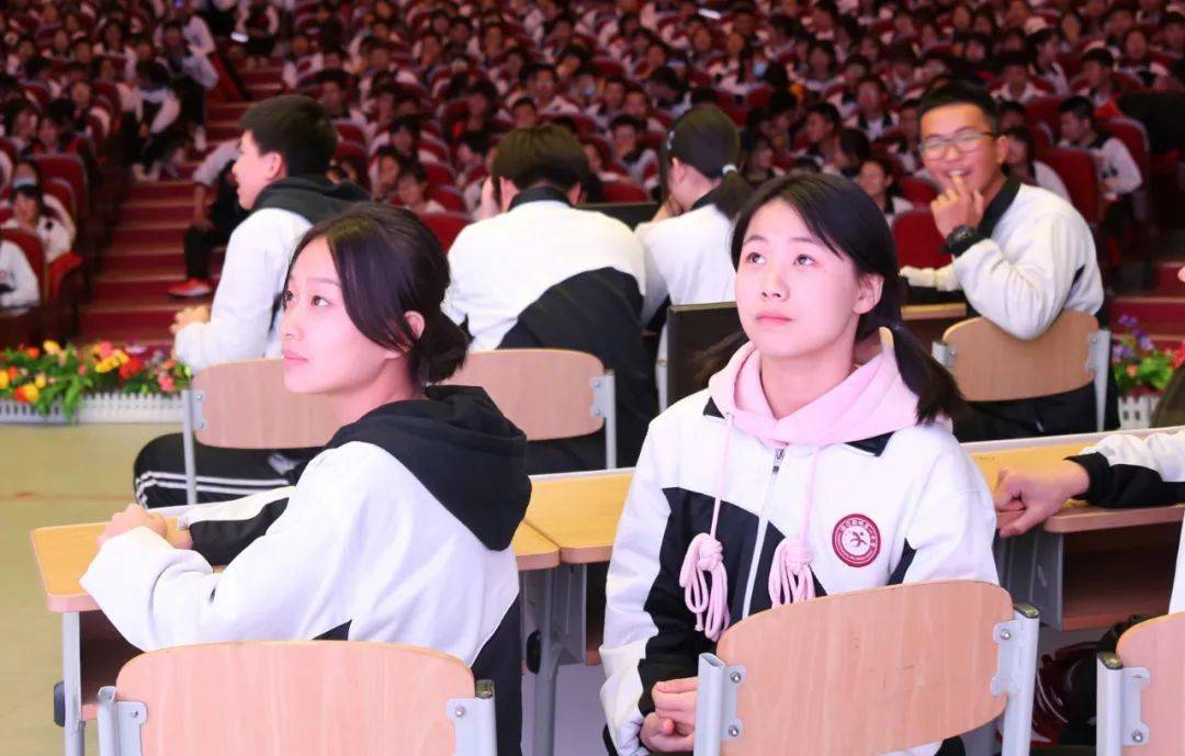 科普知识竞赛通辽新城第一中学首届校园科技节系列活动一