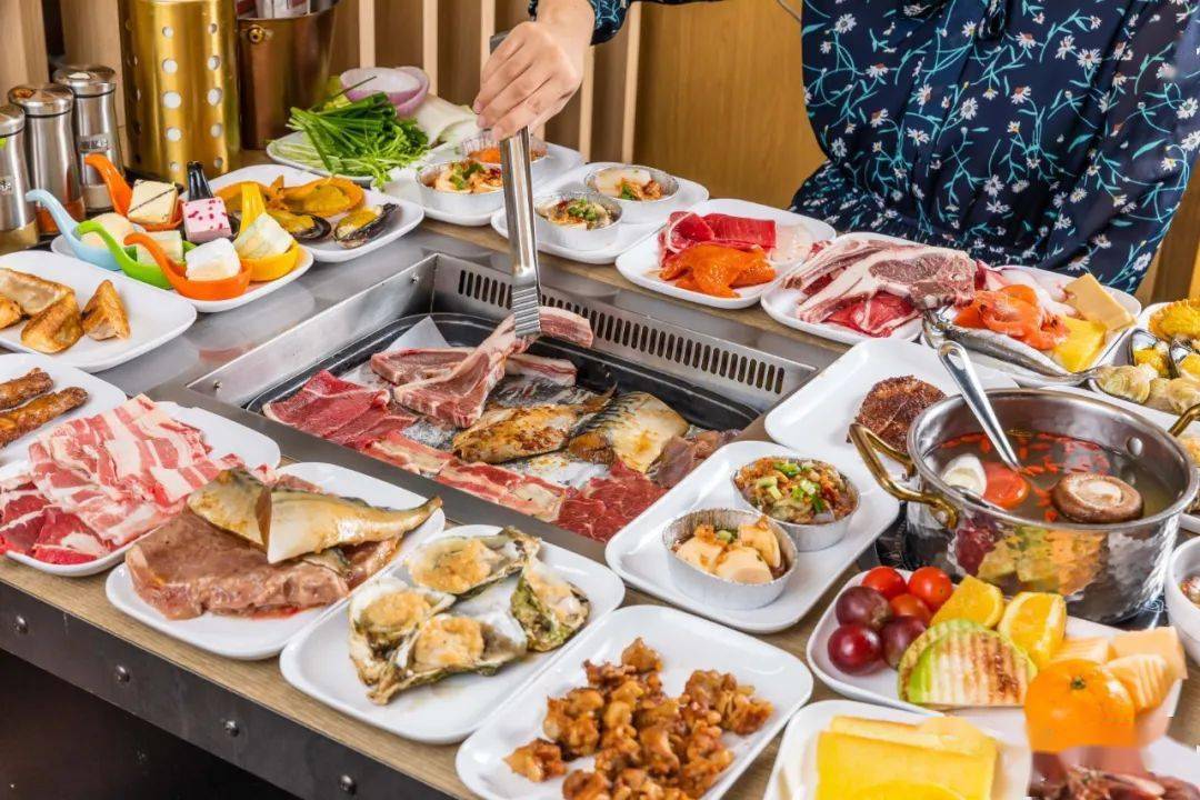 漳州自助界的战斗机烤肉小火锅铁板烧无限量吃干饭人冲啊