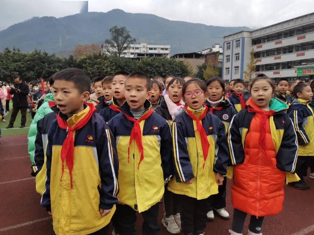 沙湾小学花开戏苑艺润童心