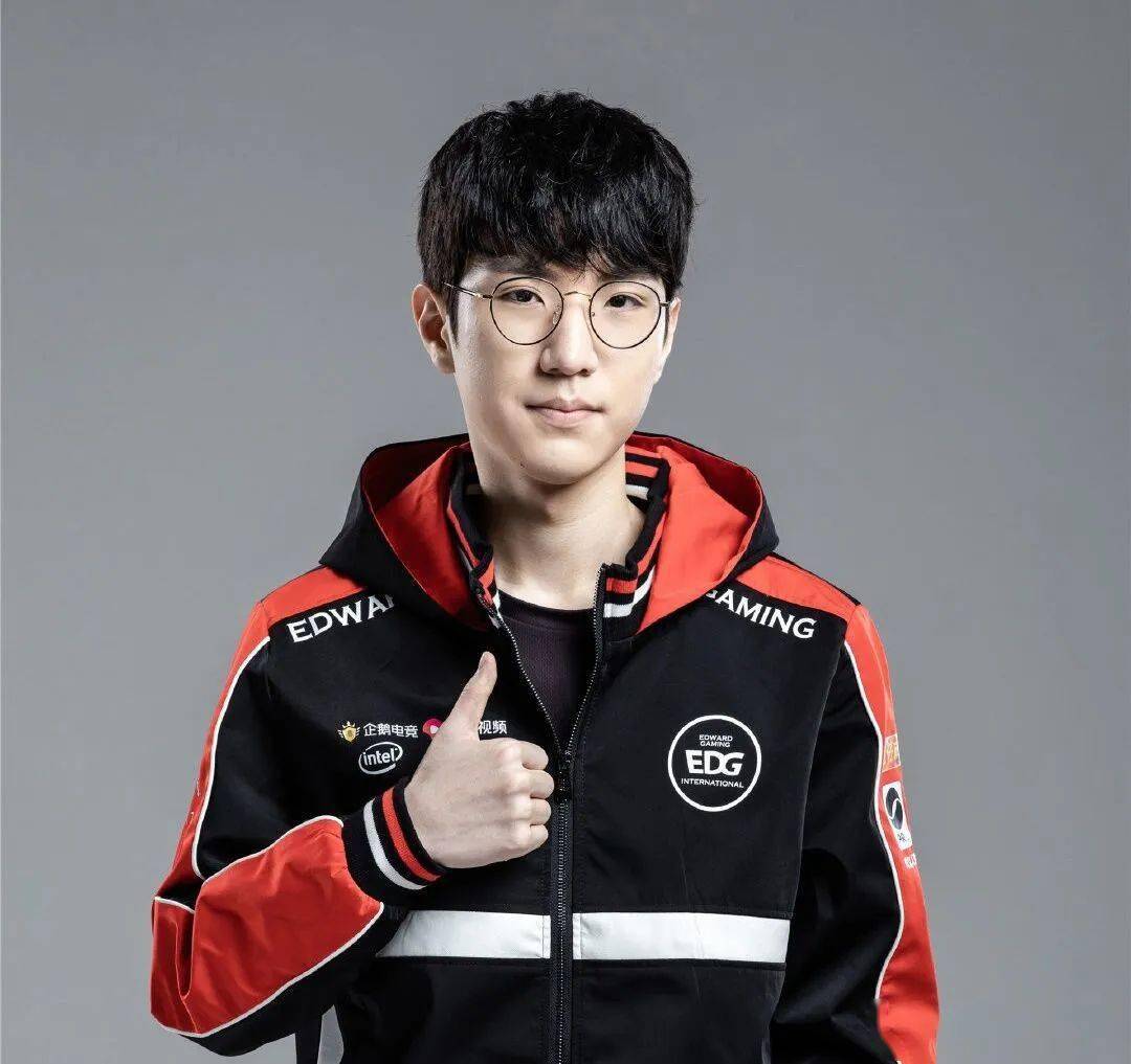 前edg上单ray控诉edg是最烂战队把自己职业生涯毁了