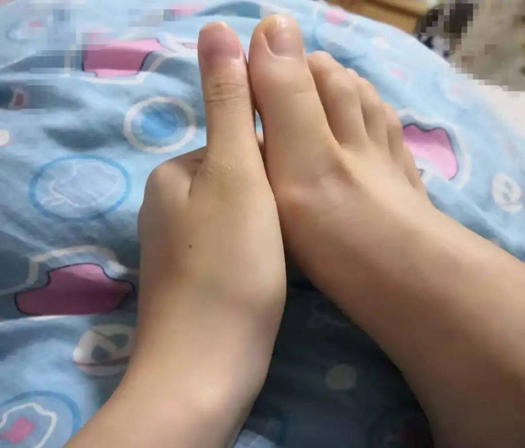 鞋码39 的女孩,都是脚踏两只船的人!_大脚