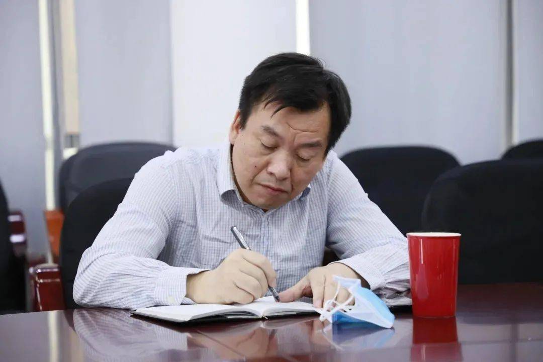 总 编 | 陈铁成主 编 | 王 宏文 稿 | 叶 伟美工编辑| 王 璐鸣 谢