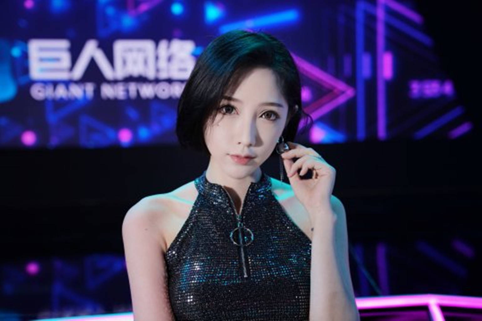 电竞经纪人郑斌带你盘点谁是2020chinajoy最美的showgirl?