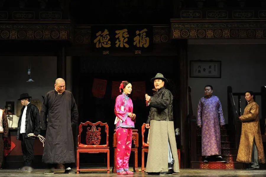 可是,全聚德是唯一做过主角,拍过电视剧的——全聚德是一家有气势的